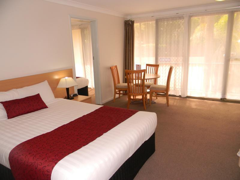 Comfort Inn Grammar View Toowoomba Room photo